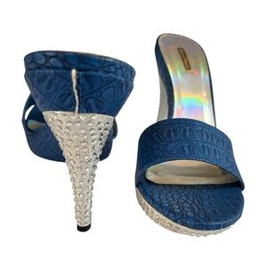 𝅺Micheal Antonio  10 royal Blue  platform slides with bling NIB